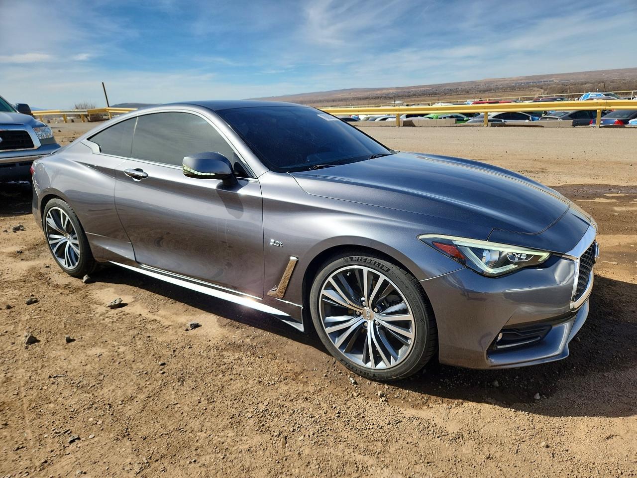 2018 Infiniti Q60 3.0T Luxe - zdjęcie 4