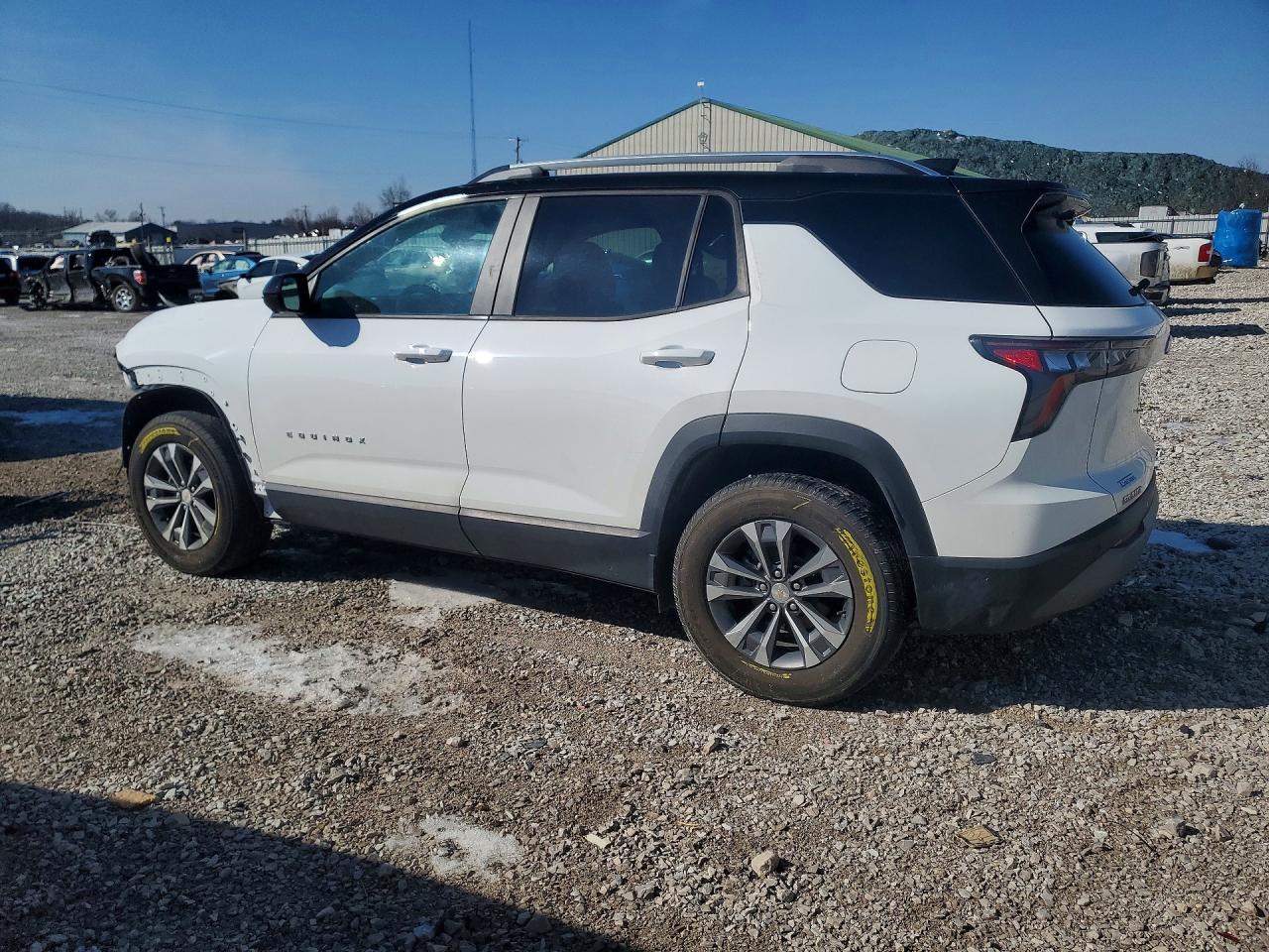 2025 Chevrolet Equinox Lt - zdjęcie 2