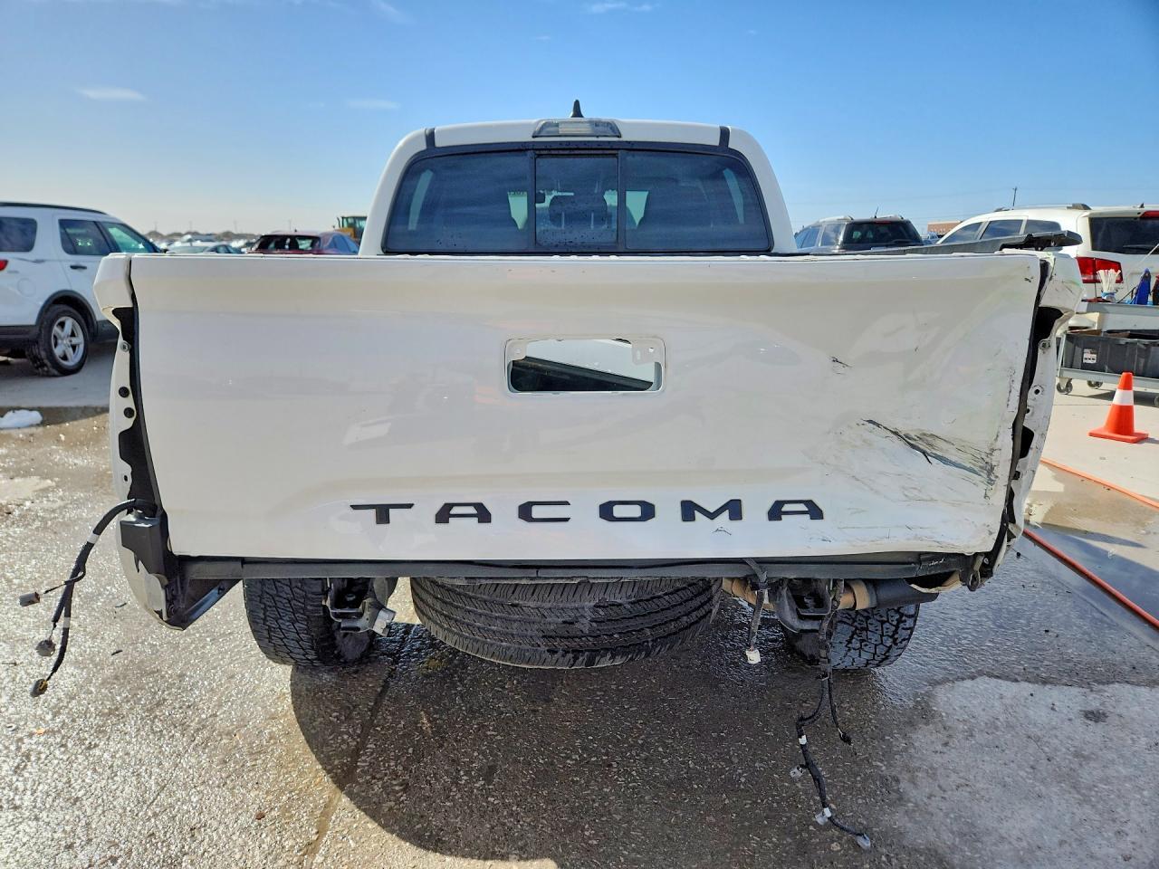 2021 Toyota Tacoma Sr - zdjęcie 6