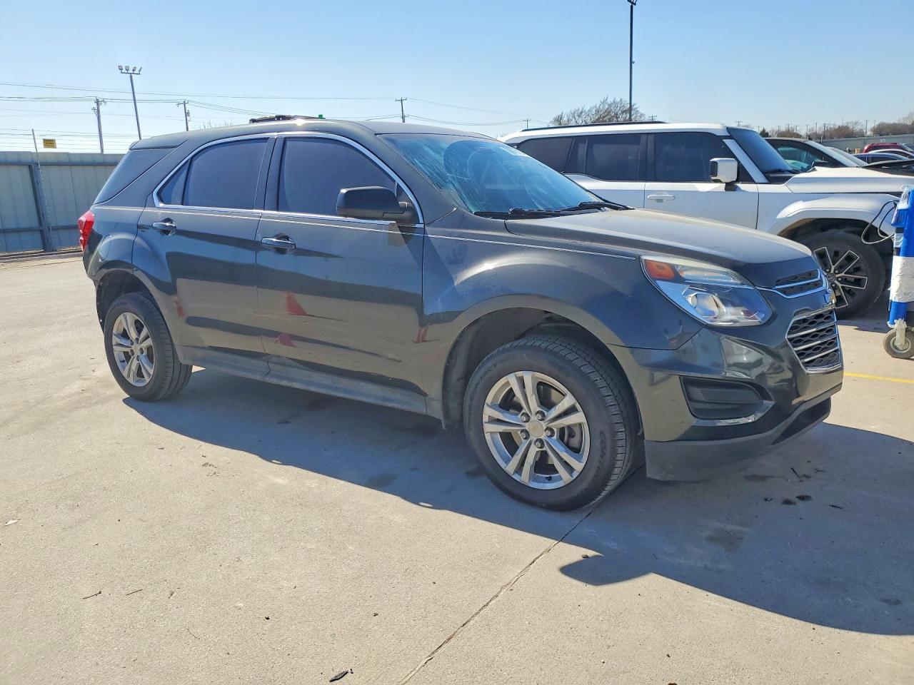 2017 Chevrolet Equinox Ls - zdjęcie 4