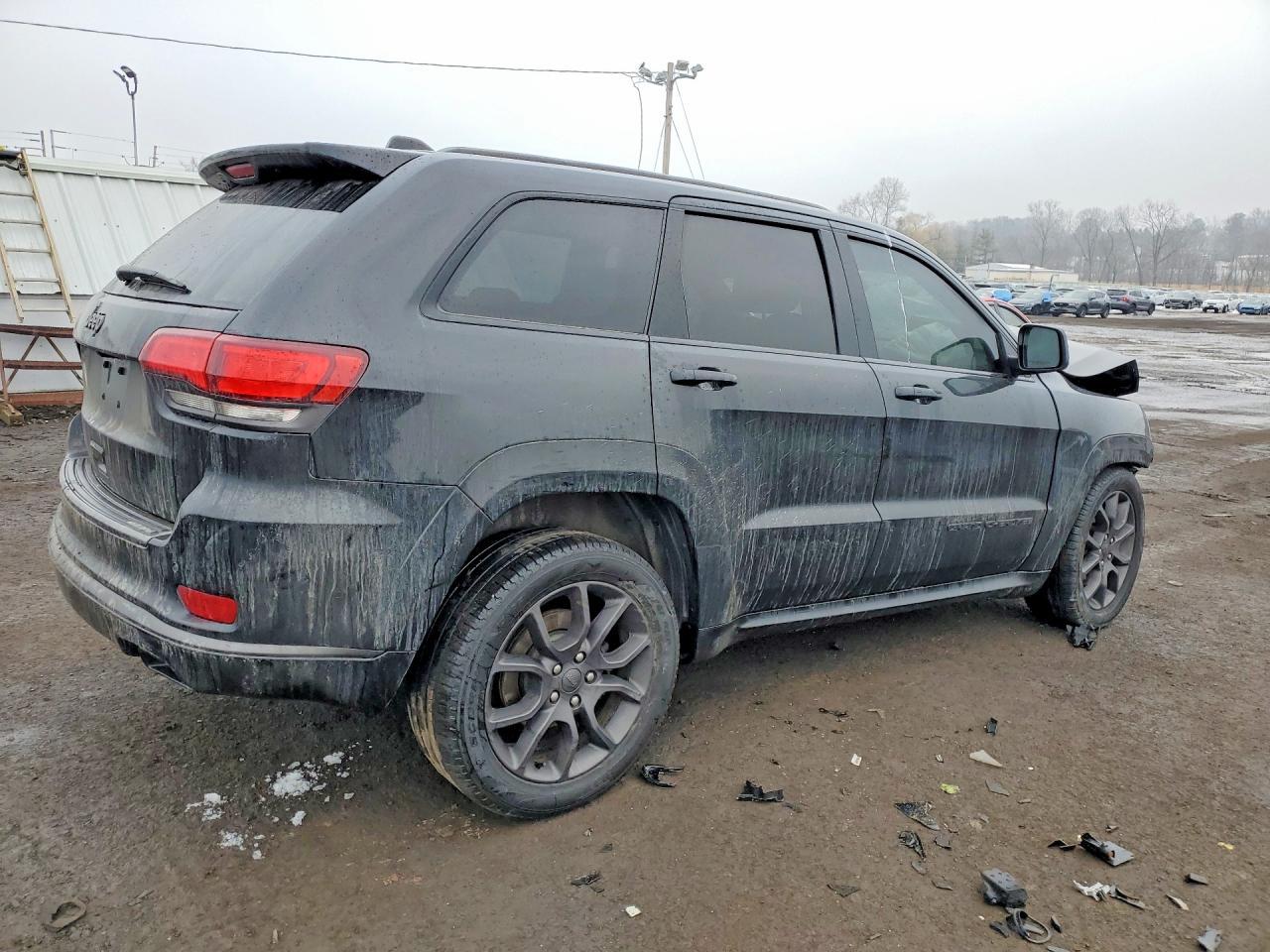 2021 Jeep Grand Cherokee Overland - zdjęcie 3