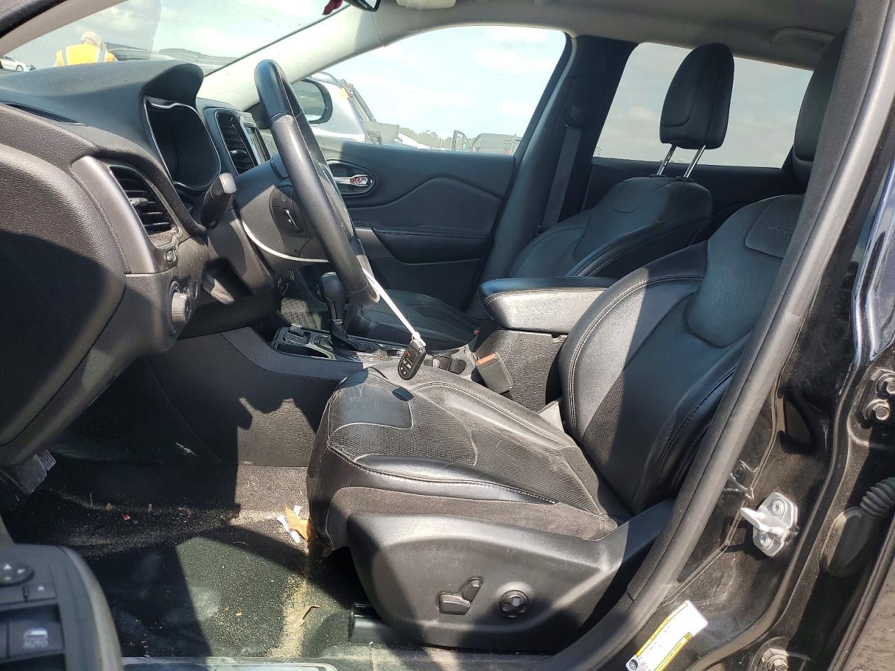 2019 Jeep Cherokee Limited - zdjęcie 7