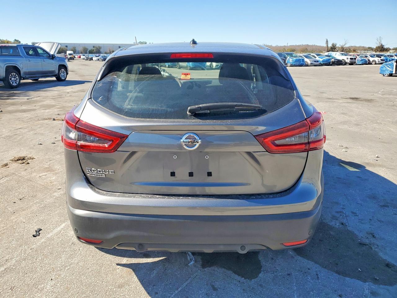 2020 Nissan Rogue Sport S - zdjęcie 6