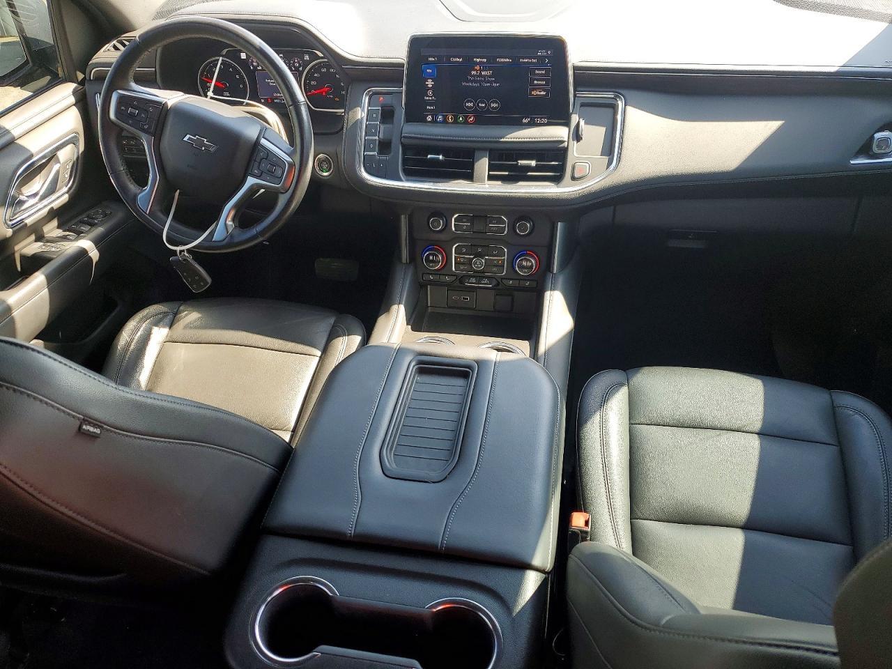 2021 Chevrolet Tahoe K1500 Z71 - zdjęcie 8