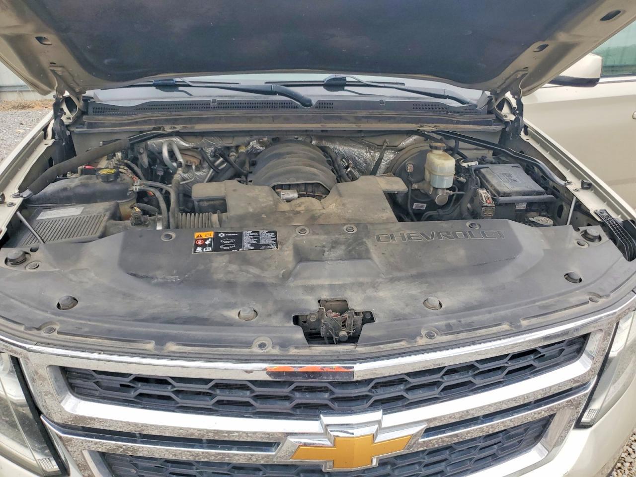 2016 Chevrolet Tahoe C1500 Lt - zdjęcie 12