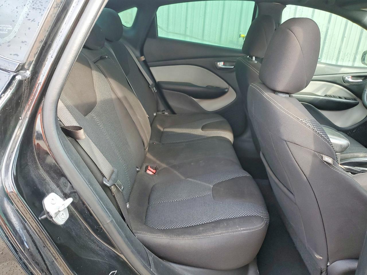 2015 Dodge Dart Sxt - zdjęcie 10