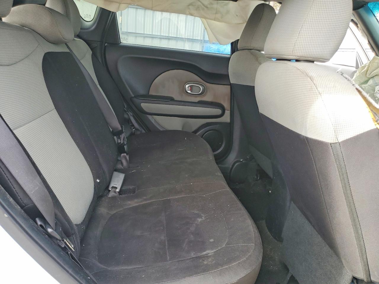 2016 Kia Soul Base - zdjęcie 10