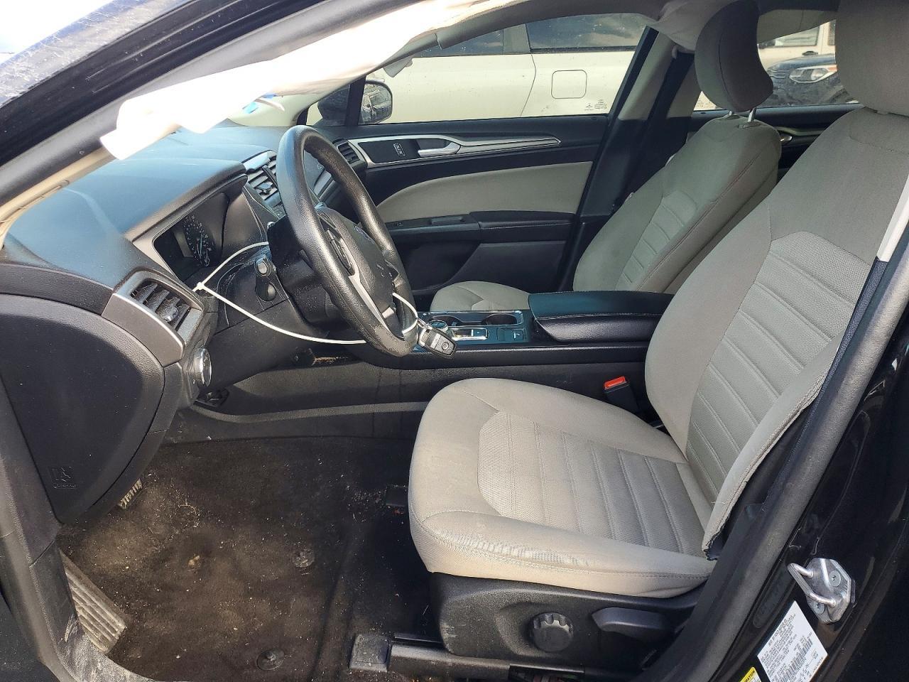 2019 Ford Fusion S - zdjęcie 7