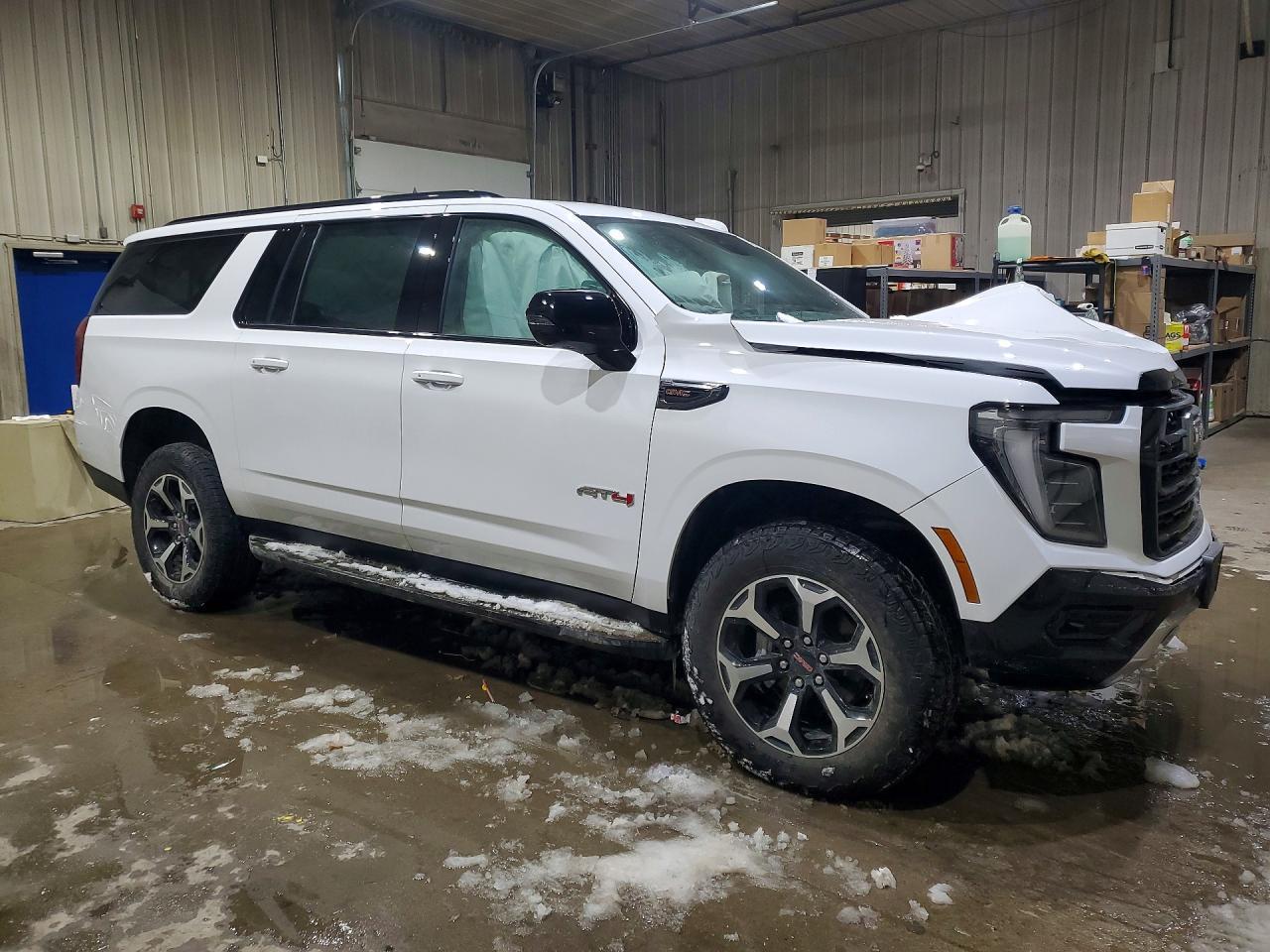 2026 GMC Yukon Xl At4 - zdjęcie 4