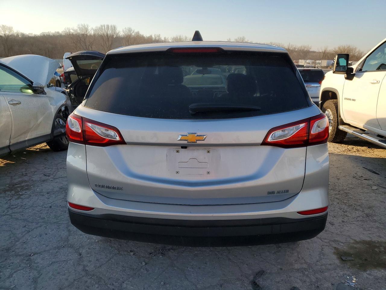 2019 Chevrolet Equinox Ls - zdjęcie 6