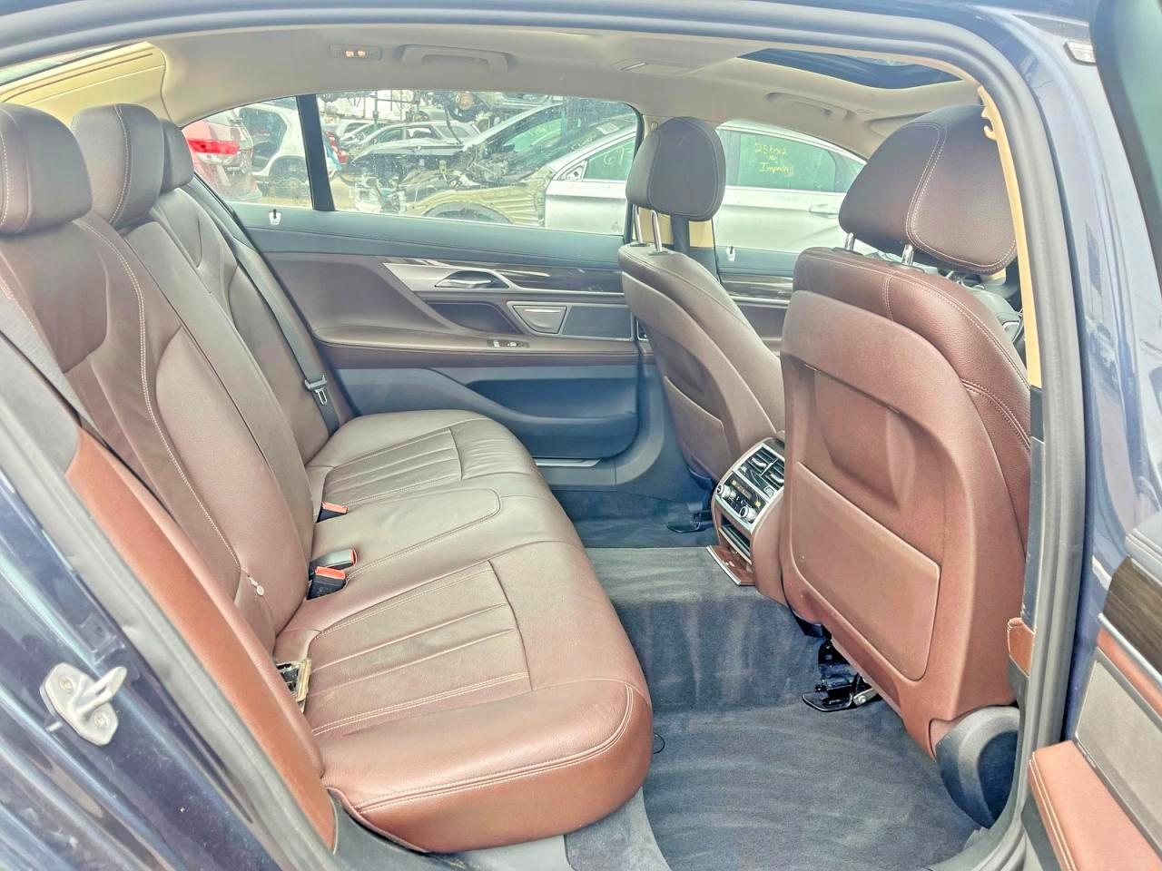 2018 BMW 740 Xi - zdjęcie 6