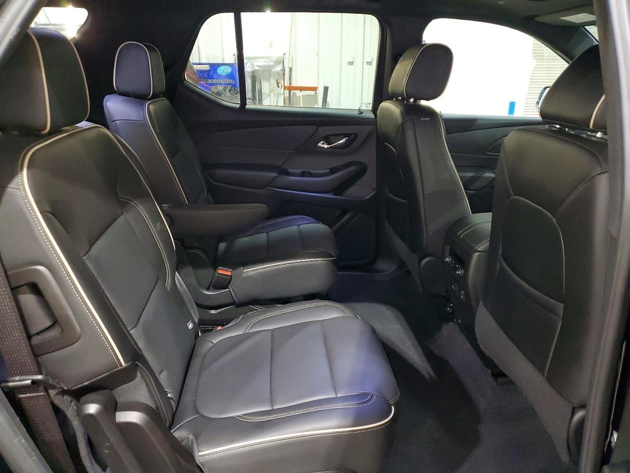 2023 Chevrolet Traverse Premier - zdjęcie 11