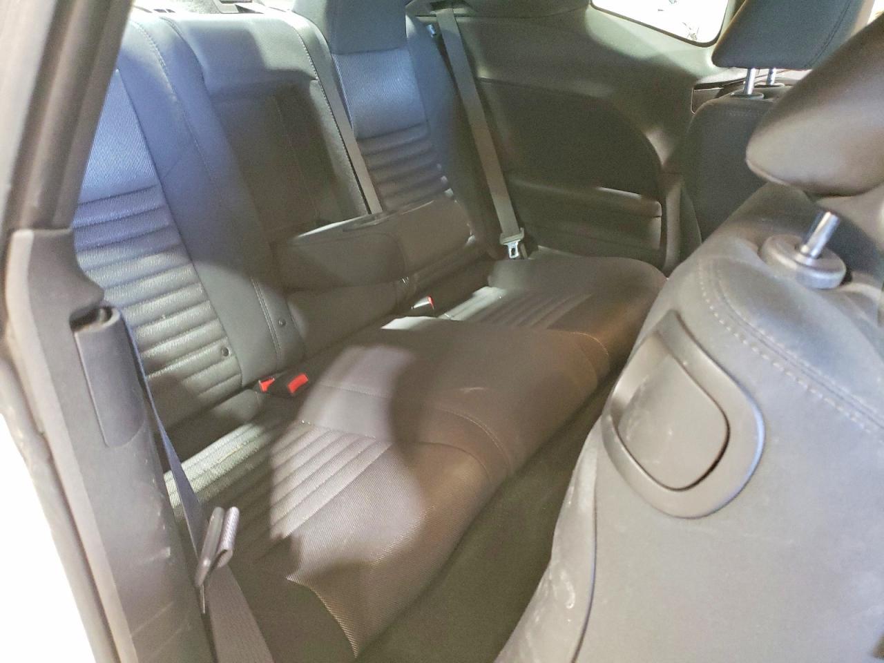 2014 Dodge Challenger R/T - zdjęcie 10