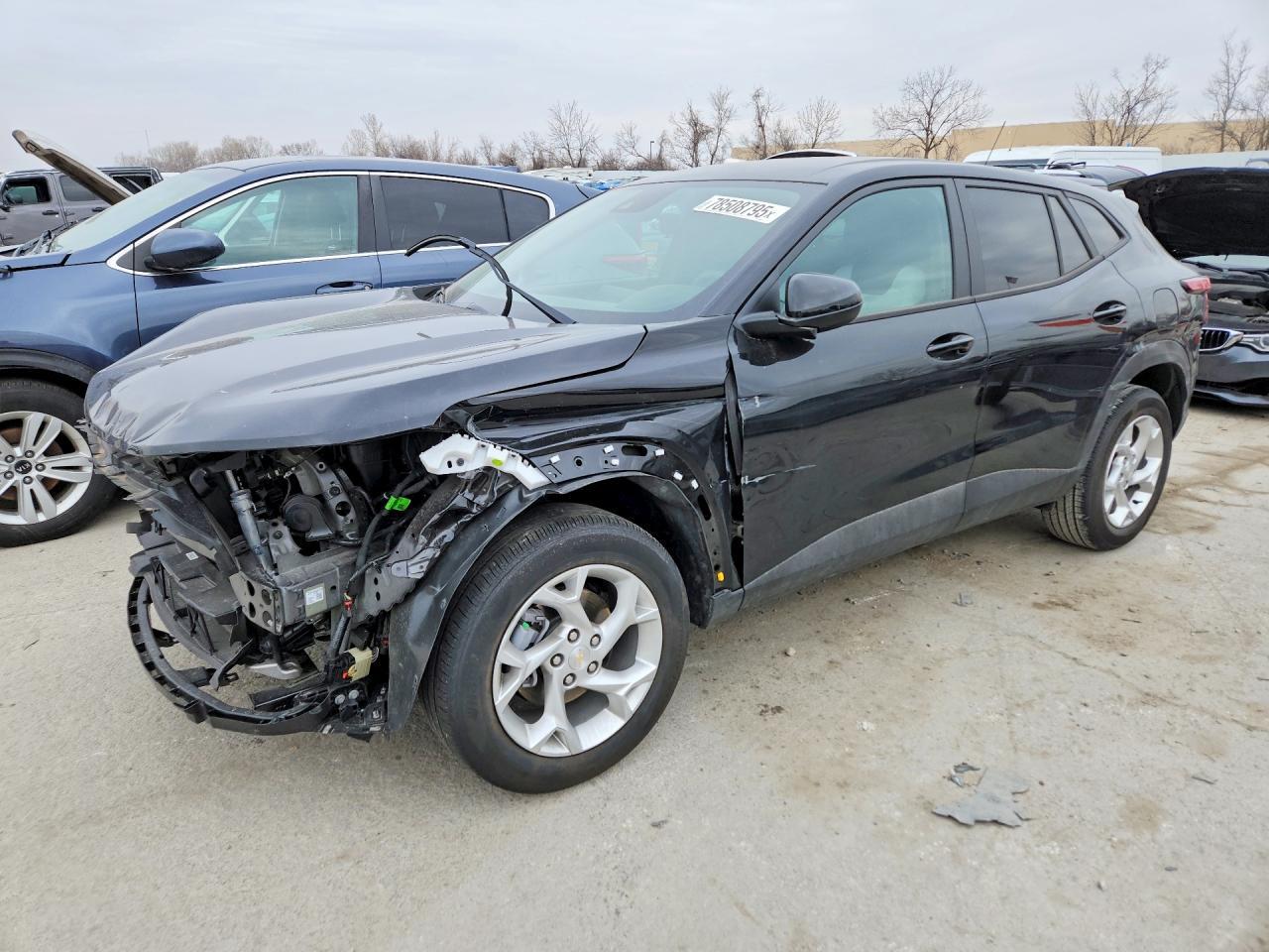 2025 Chevrolet Trax Ls - zdjęcie główne