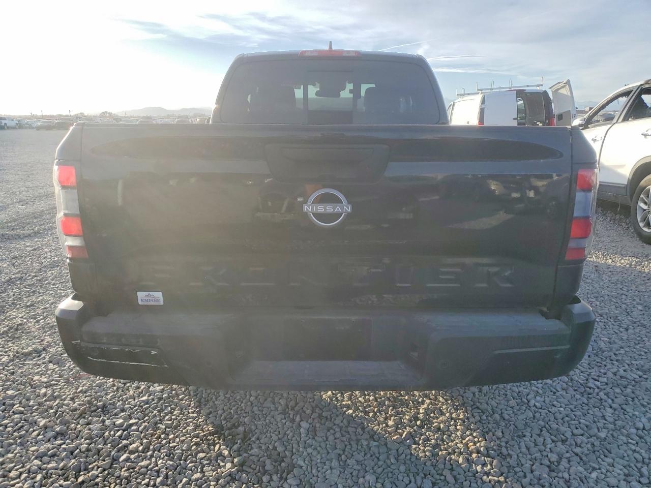 2025 Nissan Frontier S - zdjęcie 6