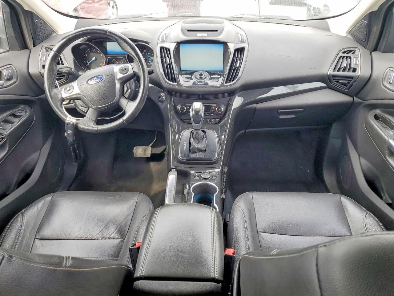 2014 Ford Escape Titanium - zdjęcie 8