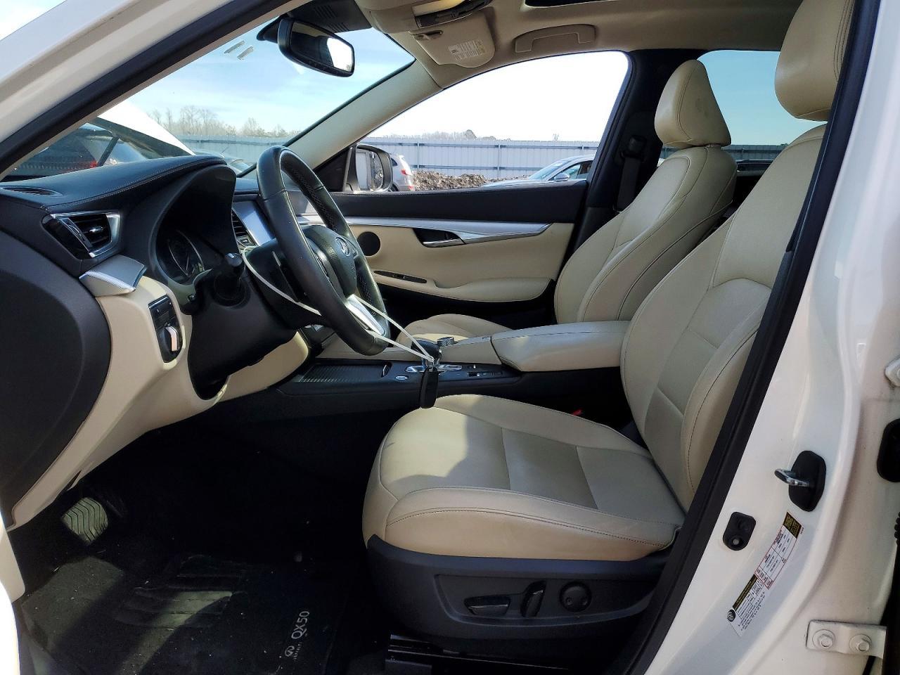 2020 Infiniti Qx50 Luxe - zdjęcie 7