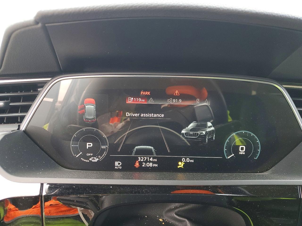 2022 Audi E-Tron Premium Plus - zdjęcie 9