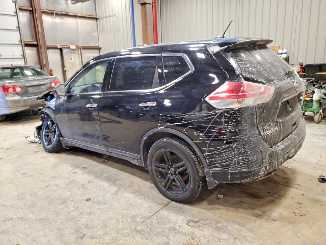 2015 Nissan Rogue S - zdjęcie 2