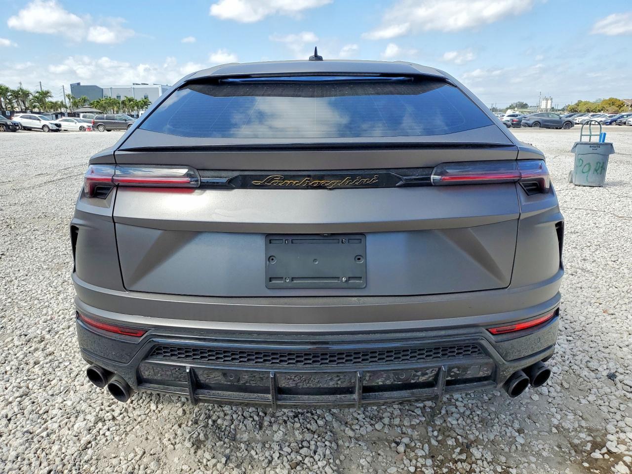 2020 Lamborghini Urus - zdjęcie 6