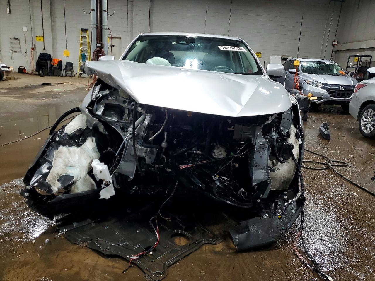 2021 Nissan Rogue Sport S - zdjęcie 5