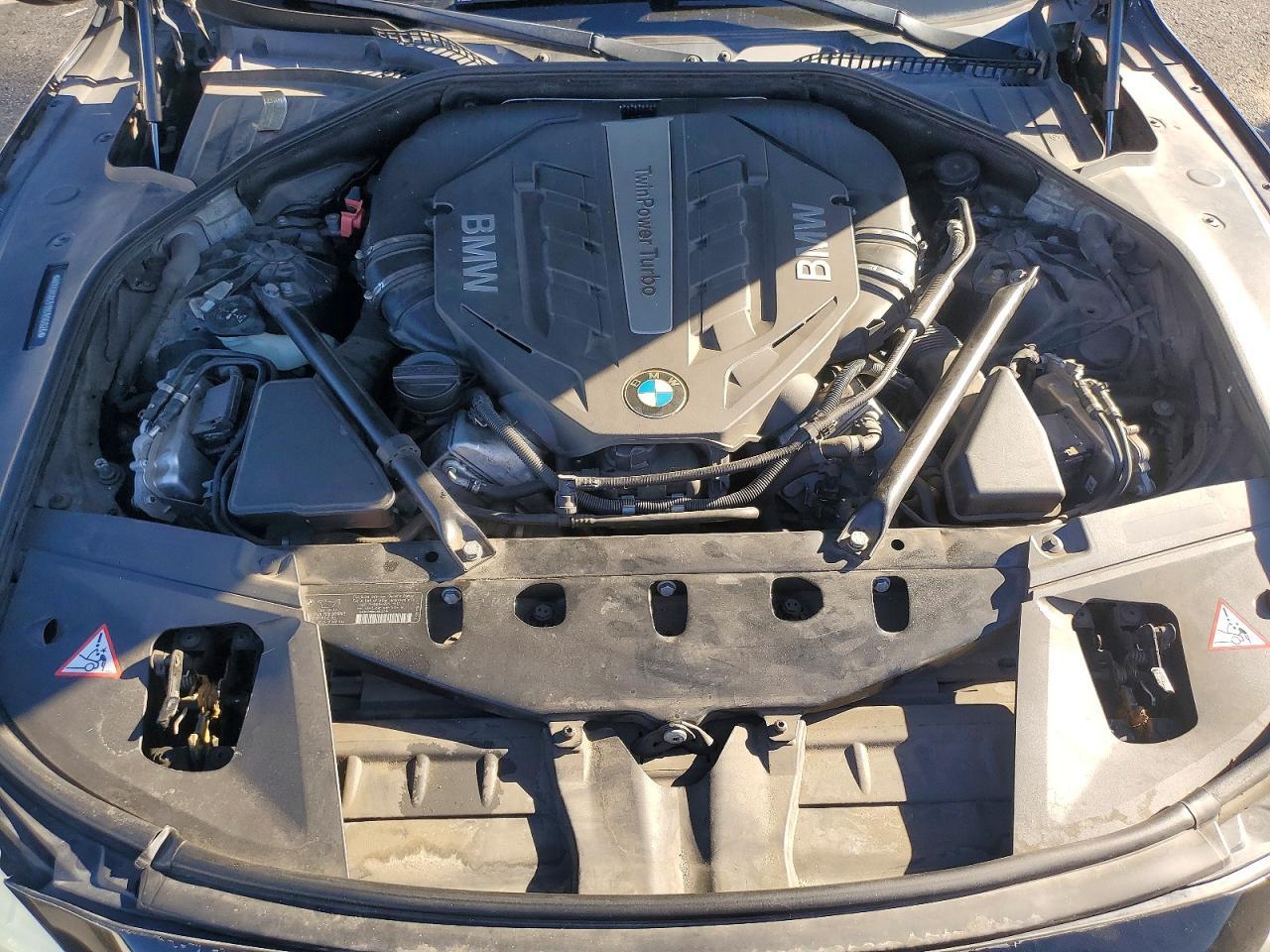 2013 BMW 750 I - zdjęcie 11
