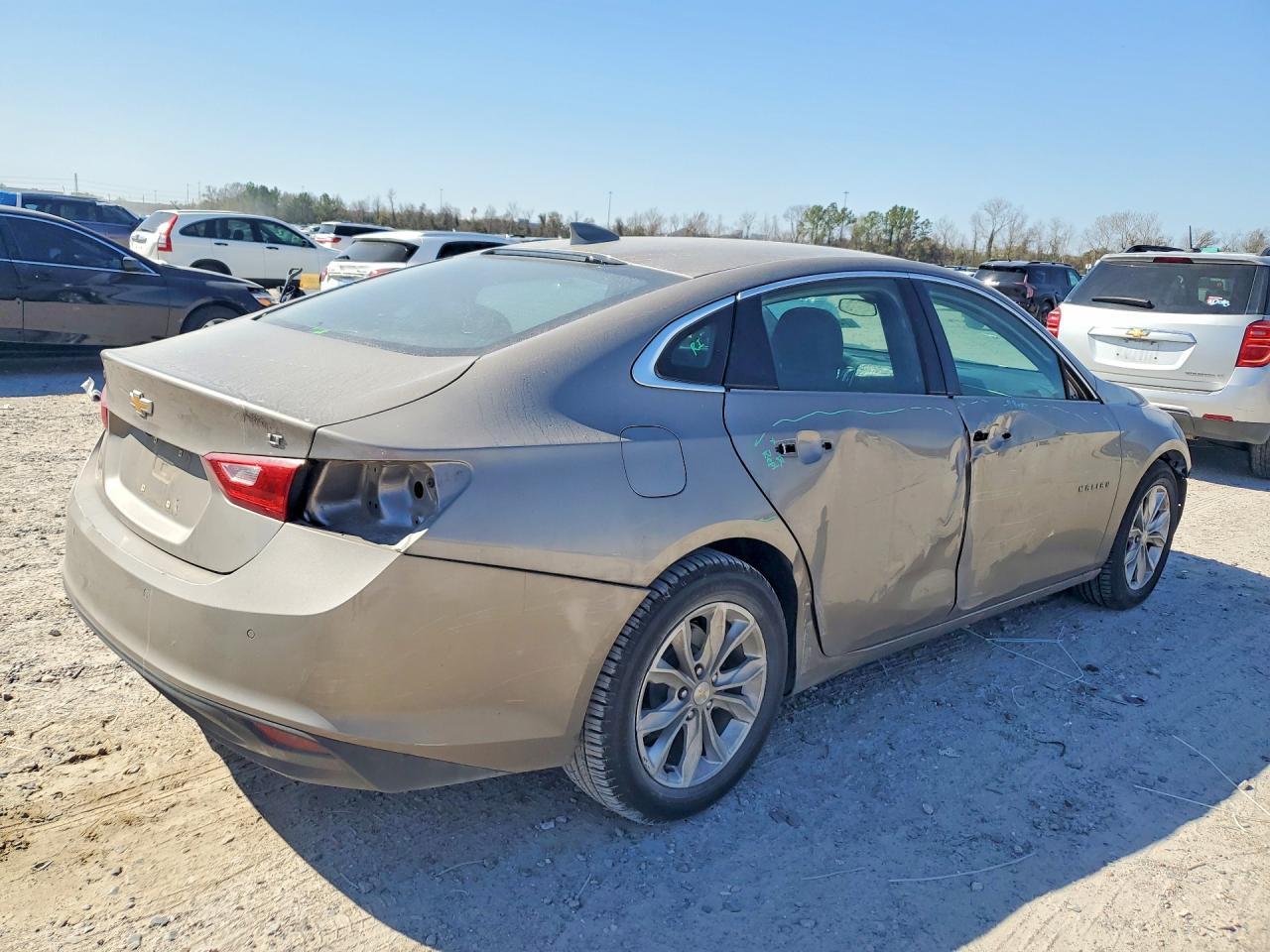 2024 Chevrolet Malibu Lt - zdjęcie 3