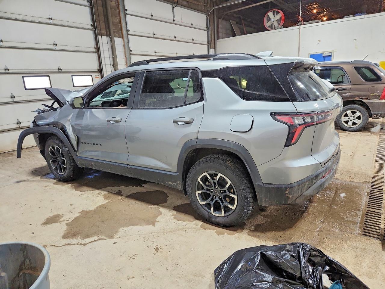 2025 Chevrolet Equinox Activ - zdjęcie 2