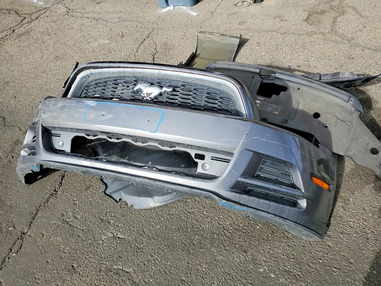 2014 Ford Mustang - zdjęcie 12