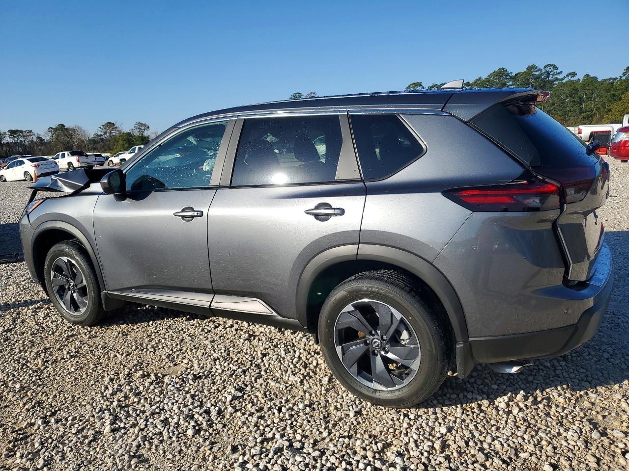 2026 Nissan Rogue Sv - zdjęcie 2