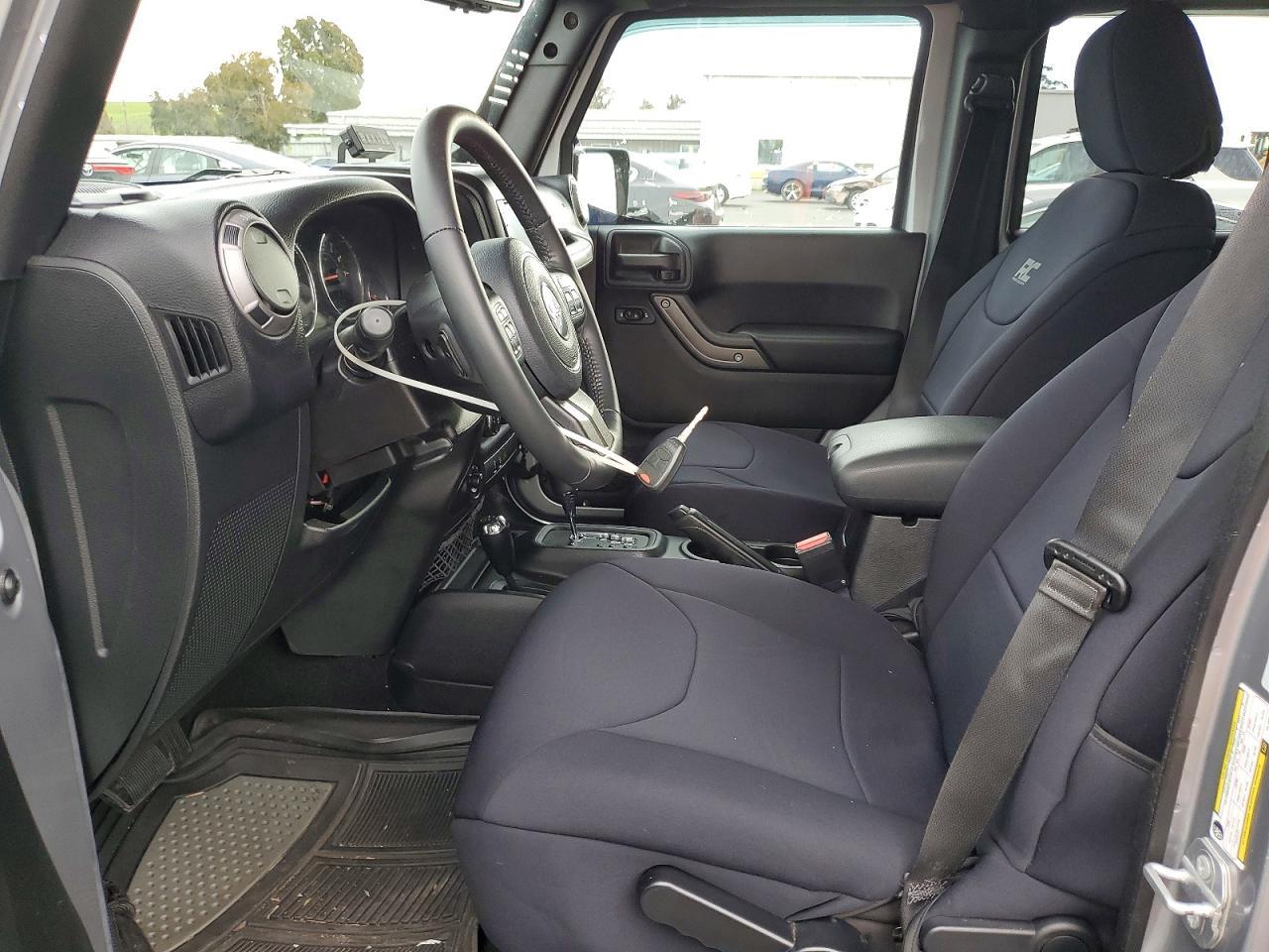 2016 Jeep Wrangler Unlimited Sport - zdjęcie 7