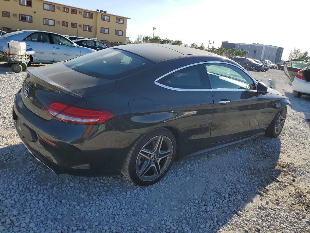 2020 Mercedes-Benz C 300 - zdjęcie 3