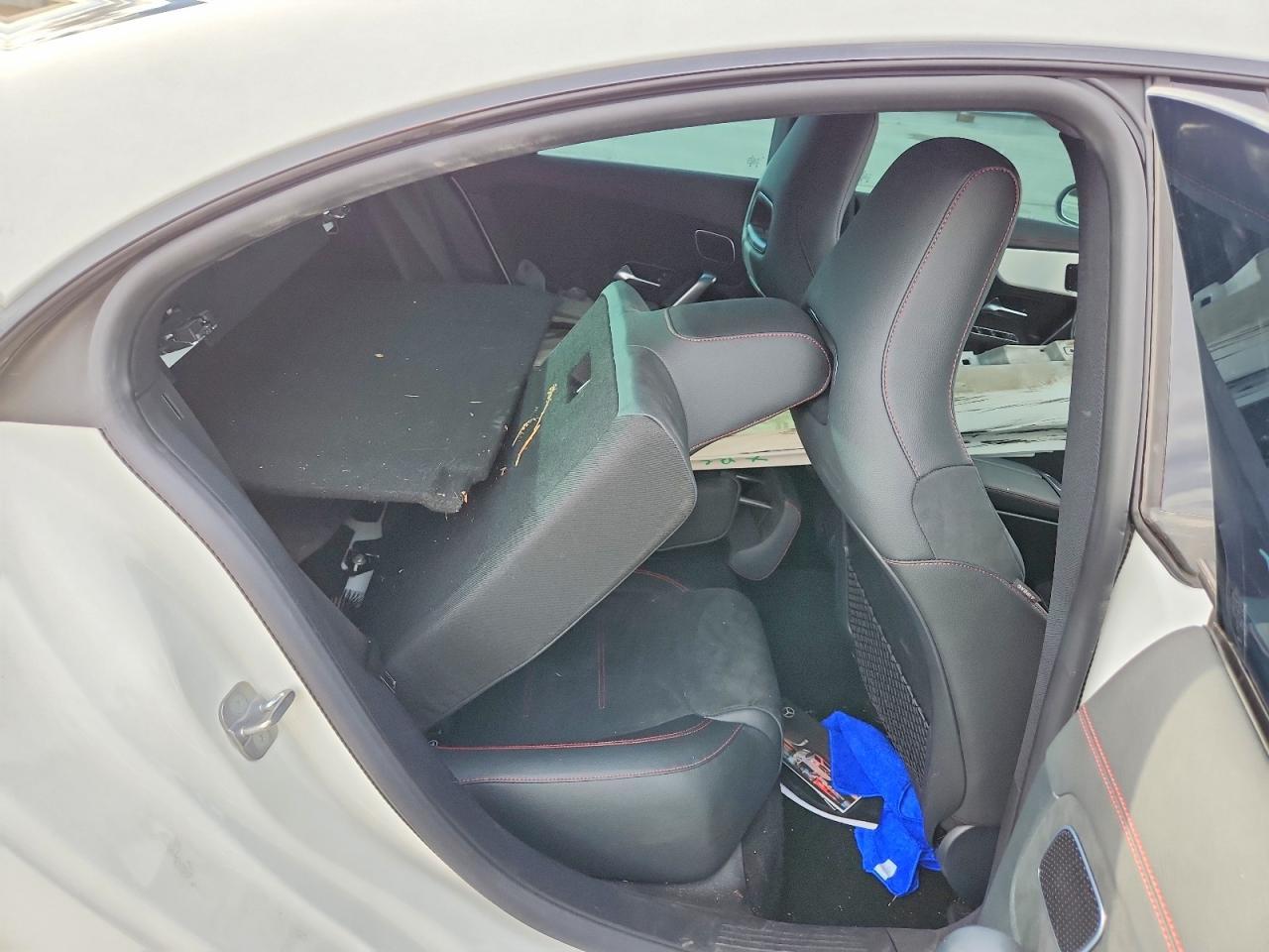 2023 Mercedes-Benz Cla 250 4Matic - zdjęcie 10