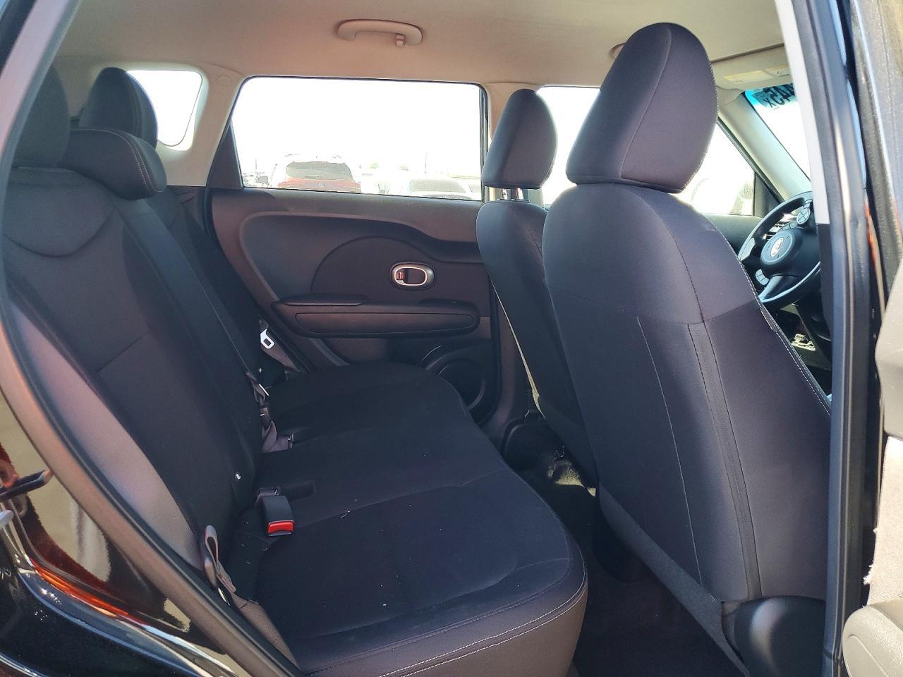 2016 Kia Soul Base - zdjęcie 11