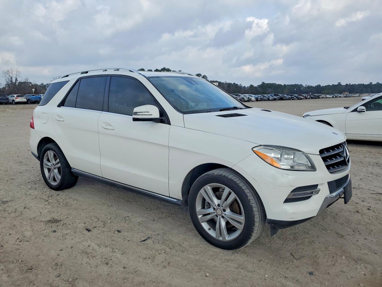 2015 Mercedes-Benz Ml 350 - zdjęcie 4