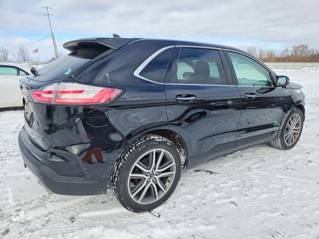 2020 Ford Edge Titanium - zdjęcie 3