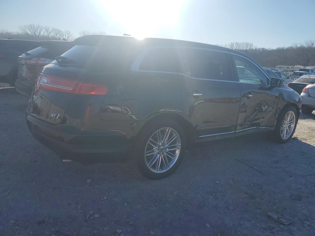 2019 Lincoln Mkt - zdjęcie 3