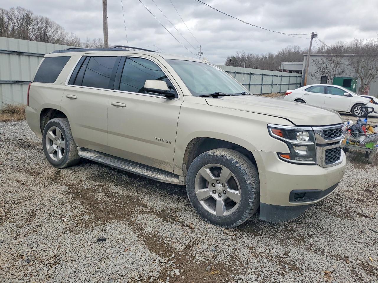 2016 Chevrolet Tahoe C1500 Lt - zdjęcie 4