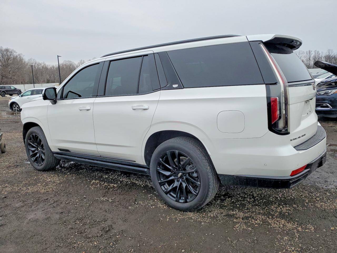 2021 Cadillac Escalade Sport - zdjęcie 2