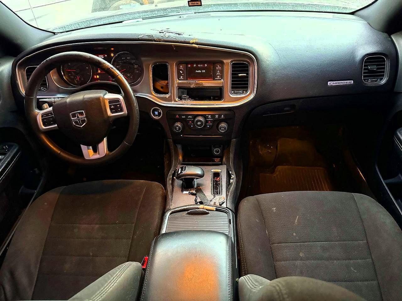 2014 Dodge Charger Sxt - zdjęcie 9