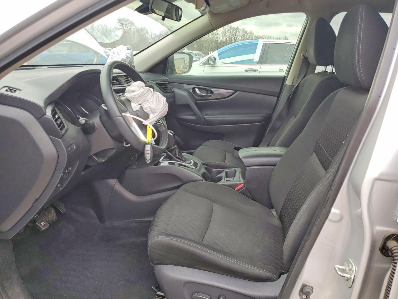 2020 Nissan Rogue Sv - zdjęcie 7