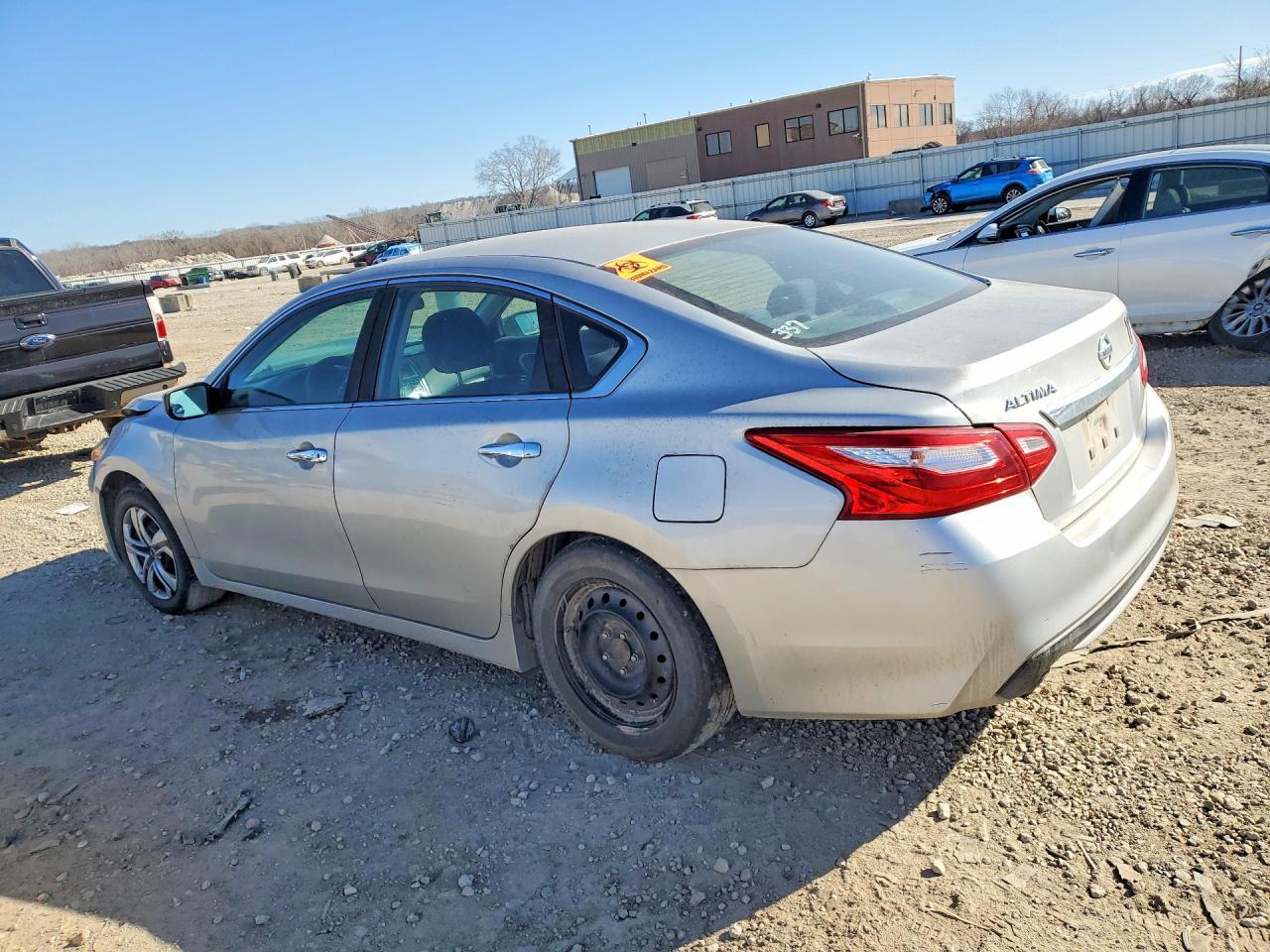 2016 Nissan Altima 2.5 - zdjęcie 2