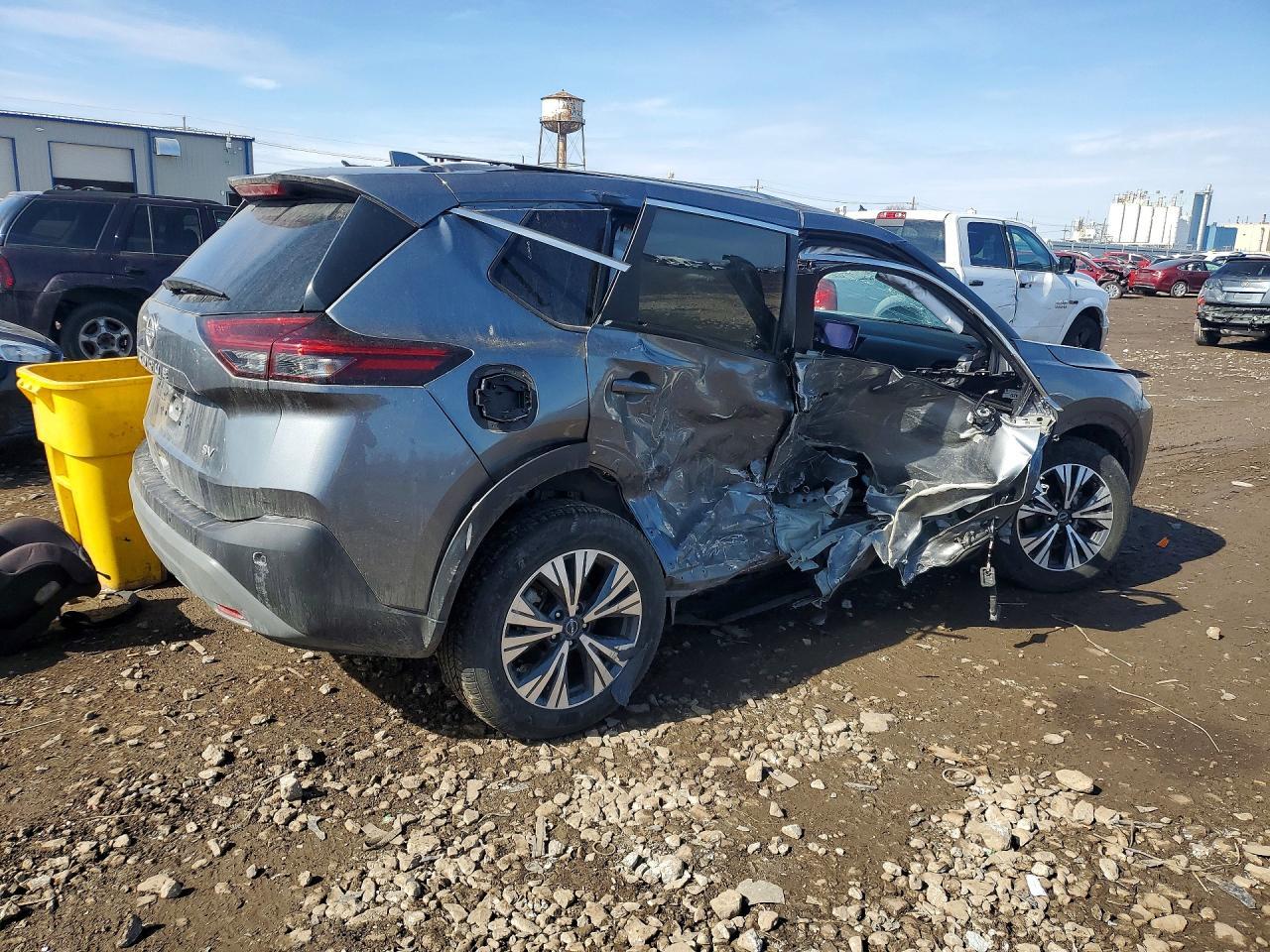 2023 Nissan Rogue Sv - zdjęcie 3