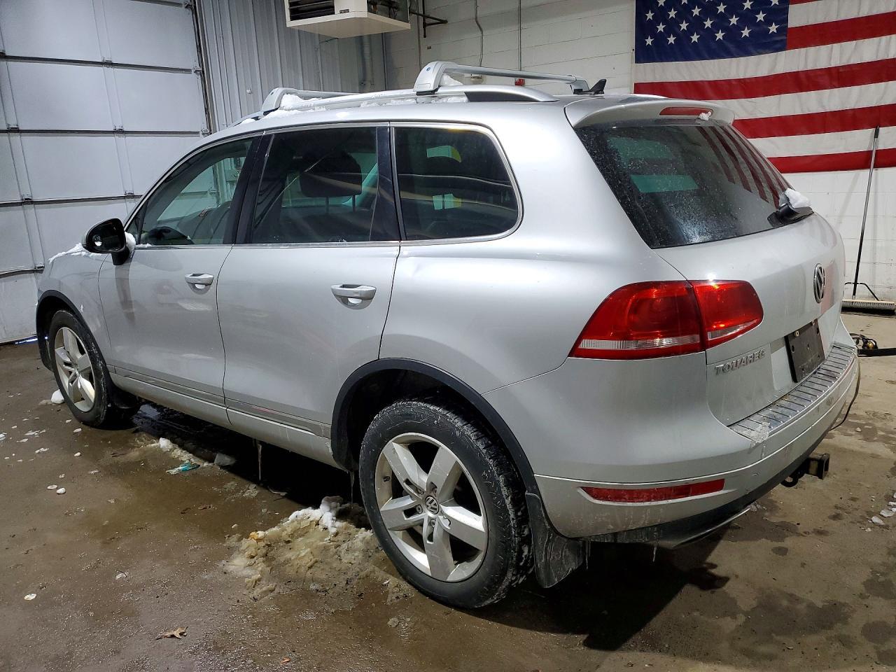 2014 Volkswagen Touareg V6 Tdi - zdjęcie 2