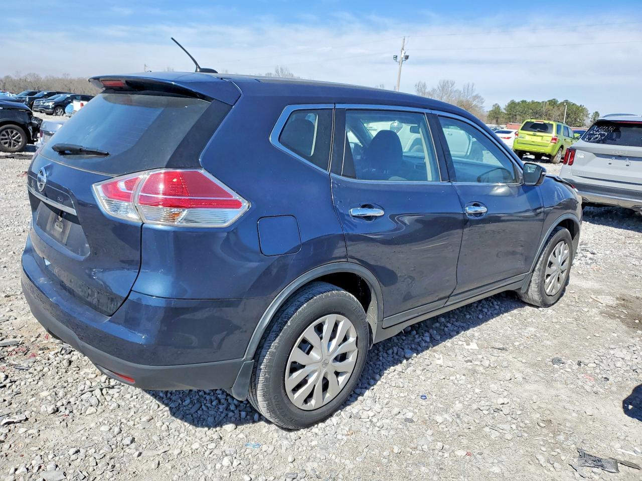 2015 Nissan Rogue S - zdjęcie 3