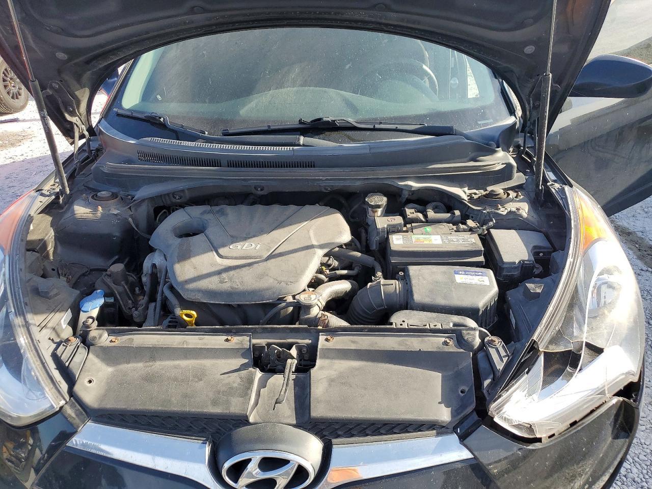 2016 Hyundai Veloster Base - zdjęcie 12