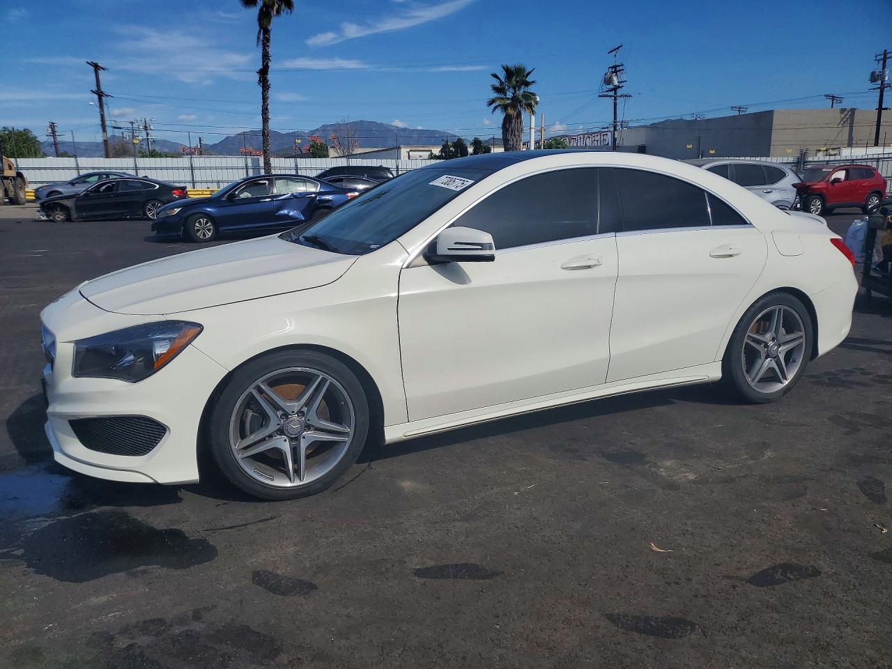 2014 Mercedes-Benz Cla 250 - zdjęcie główne