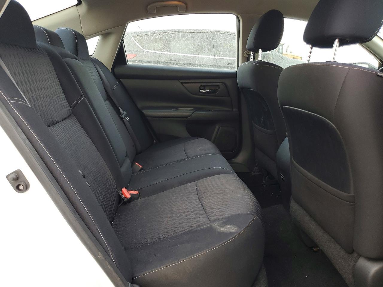2017 Nissan Altima 2.5 - zdjęcie 10