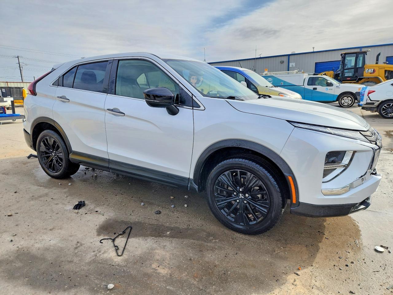 2022 Mitsubishi Eclipse Cross Le - zdjęcie 4