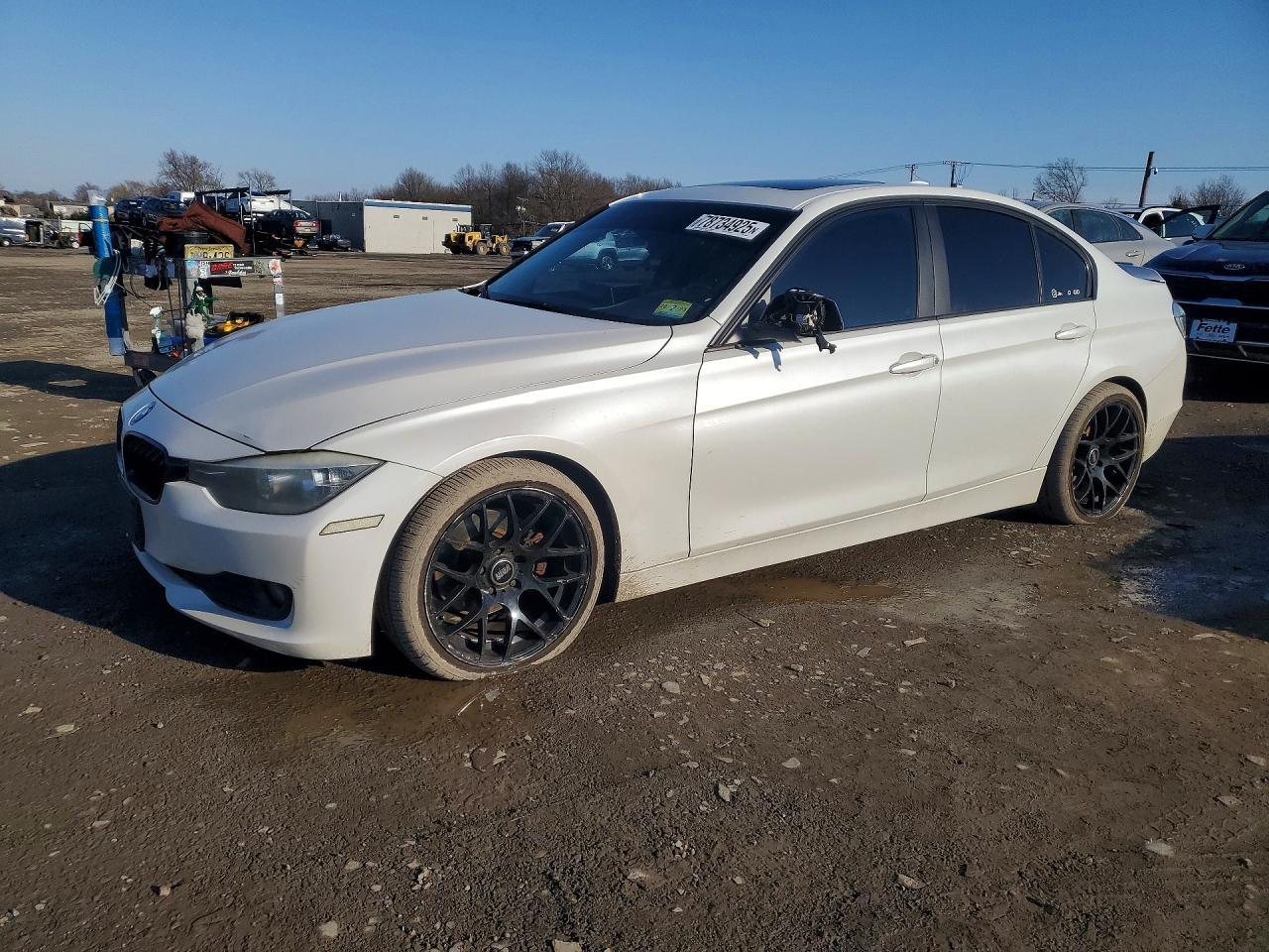 2014 BMW 320 I xDrive - zdjęcie główne